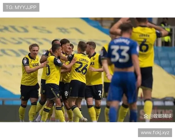 拉姆齐染红佩雷拉补时救主 莱斯特城与牛津联2-2战平